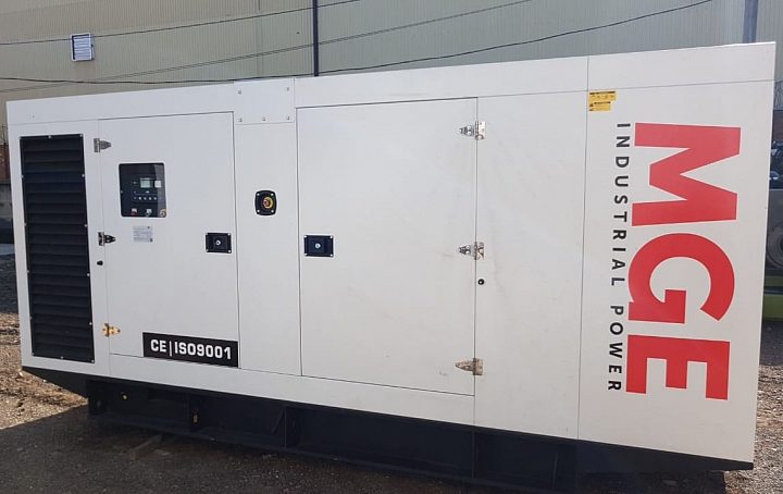 Дизельный генератор Doosan MGE 400-Т400 в кожухе